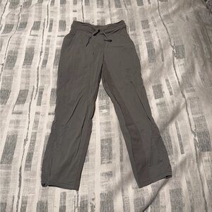 Lululemon pants (4)